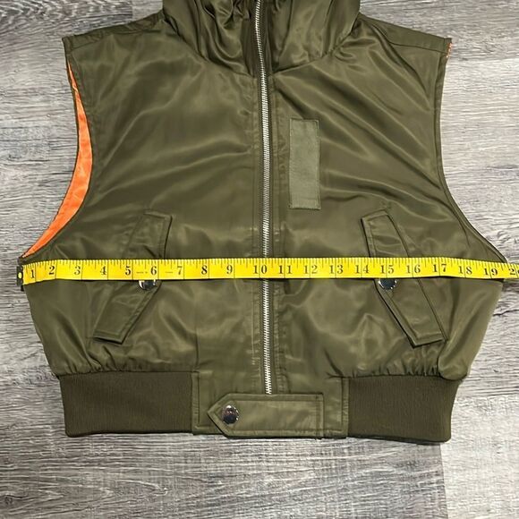 Zara NWT zippered Functional army green and orange hooded vest - medium - Picture 10 of 10